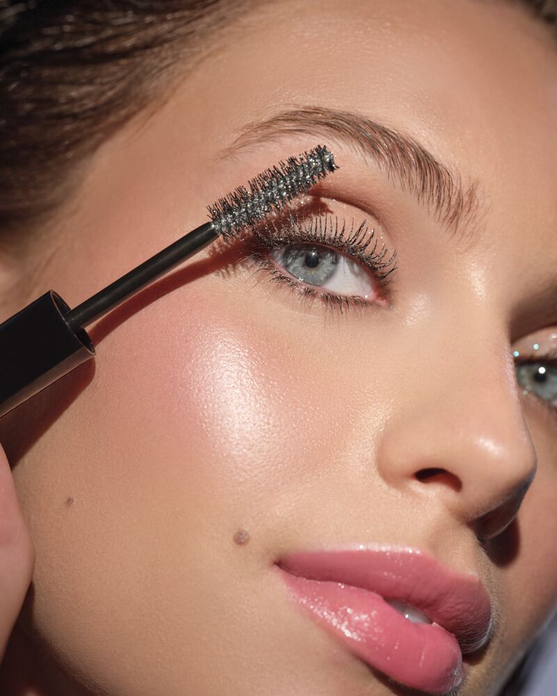 Website format JPG 2025 10 Glamour Eyelights Mascara 56383.3 2